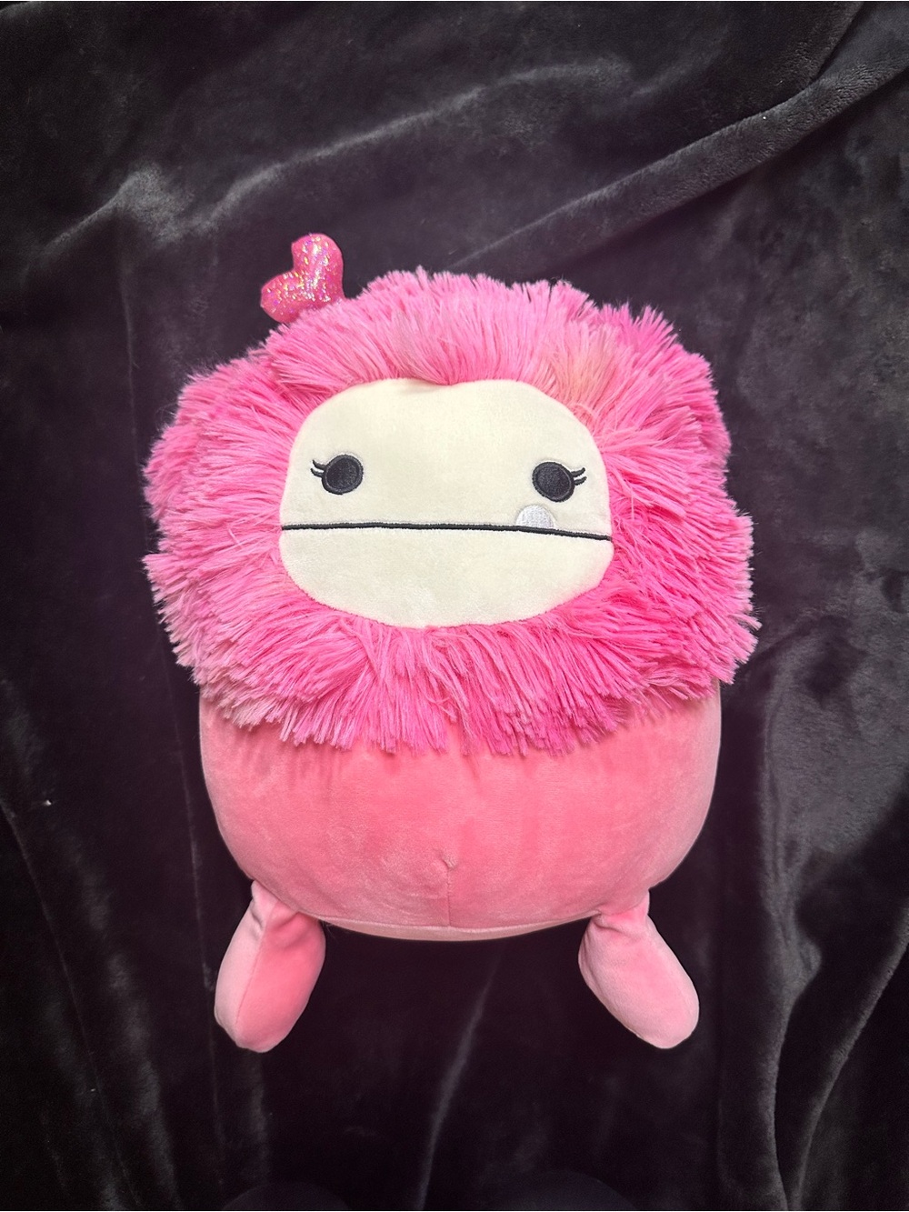 Squishmallows Jazwares Pink Bigfoot Plush Valentine Heart Bow Stuffed Animal